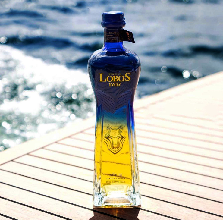 thumb-lobos1707-Añejo